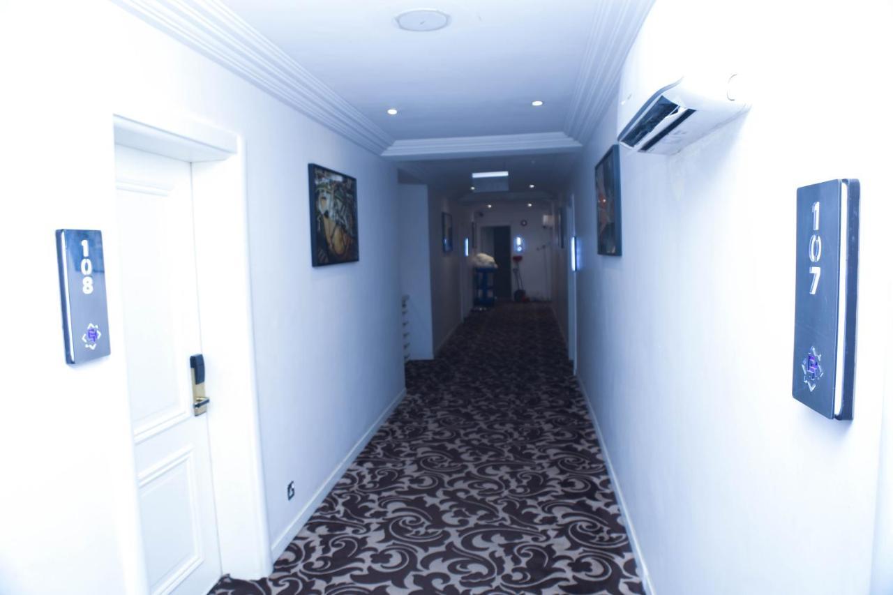 Summerset Continental Hotel Gana Mobushipe Ngoại thất bức ảnh